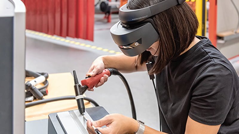 Welder Using VR Training Simulator